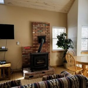Condo A08 - Frontroom 2 | Alpenglow Vacation Rentals Ouray