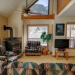 XL Condo A15 - Frontroom | Alpenglow Vacation Rentals Ouray