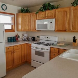 Condo C03 - Kitchen | Alpenglow Vacation Rentals Ouray