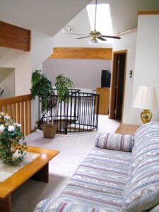 Condo A08 - Sitting Area | Alpenglow Vacation Rentals Ouray