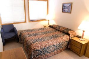 Condo A15 - Bedroom With Queen Bed | Alpenglow Vacation Rentals Ouray
