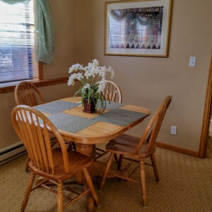 Condo A18 - Dining Room 2 | Alpenglow Vacation Rentals Ouray